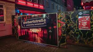 Herbertstraße Hamburg: Mein Leben hinter den Koberfenstern | Geschichte & Realität St. Pauli